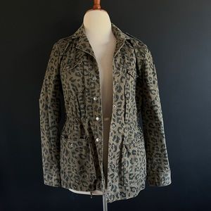 🤍 Forever 21 🤍 Leopard print jacket